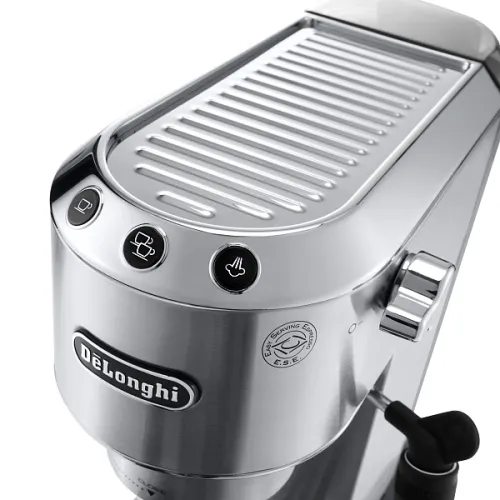 Рожковая кофеварка DeLonghi EC685.M