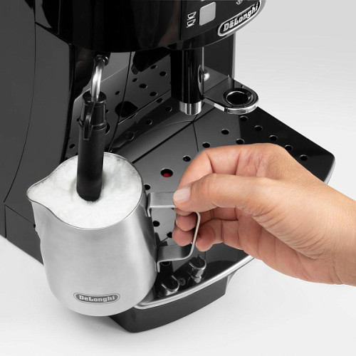 Кофемашина DeLonghi ECAM22.114.B