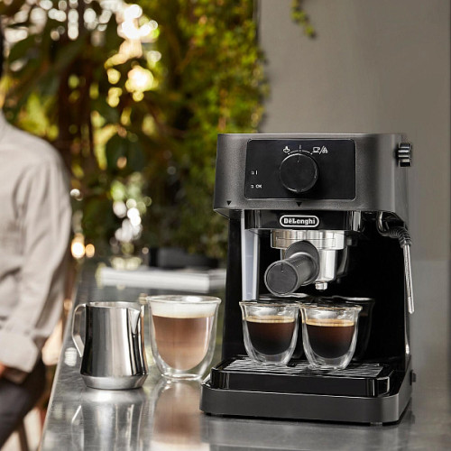 Рожковая кофеварка DeLonghi EC230.BK