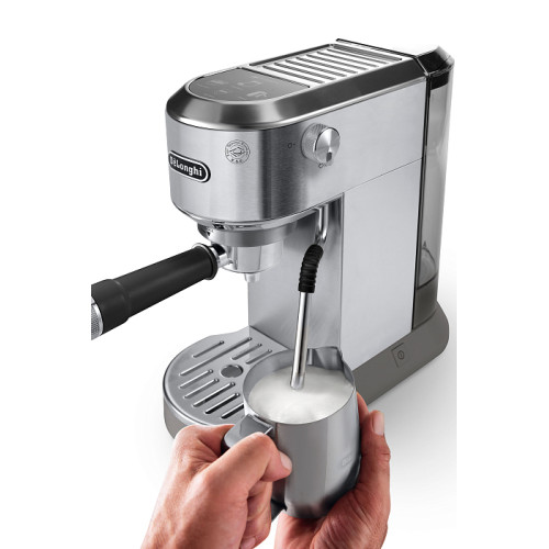 Рожковая кофеварка Delonghi EC890.M