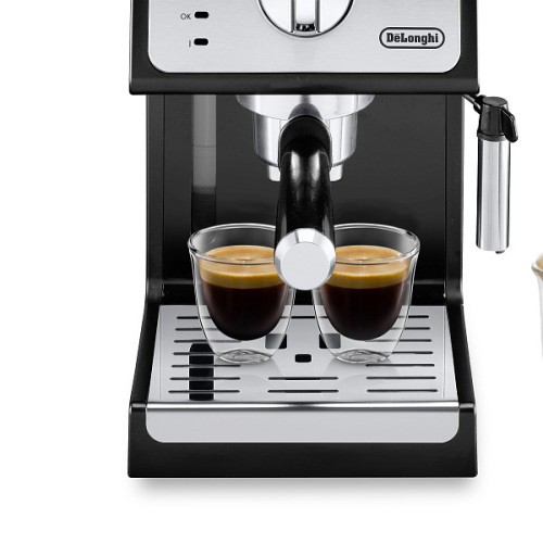 Рожковая кофеварка DeLonghi ECP33.21.BK